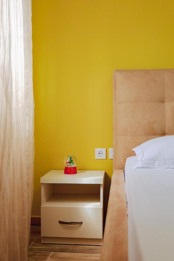 Eden Suites & Apartments Sarandë Eksteriør billede