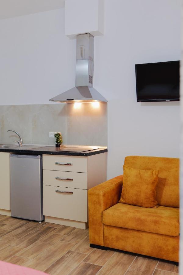 Eden Suites & Apartments Sarandë Eksteriør billede