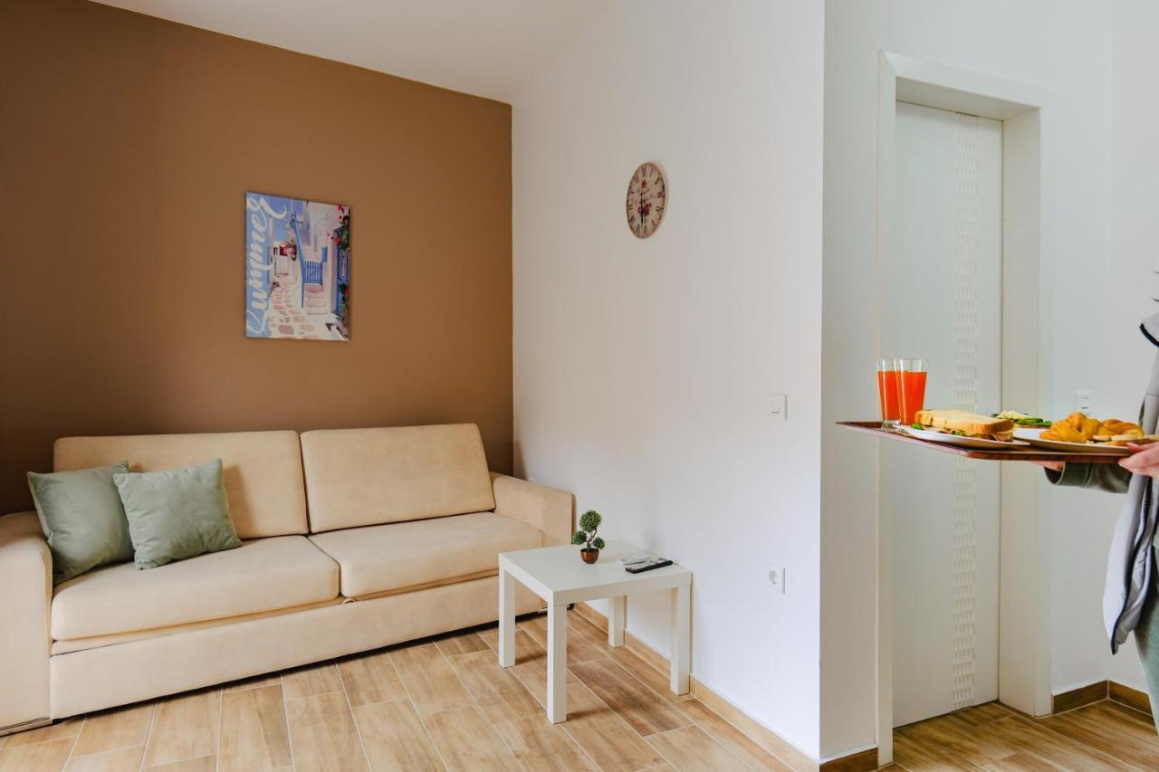 Eden Suites & Apartments Sarandë Eksteriør billede