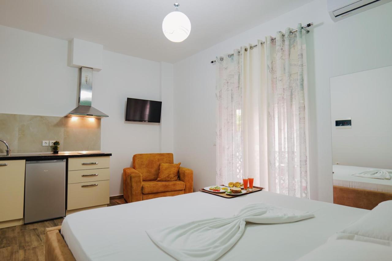 Eden Suites & Apartments Sarandë Eksteriør billede