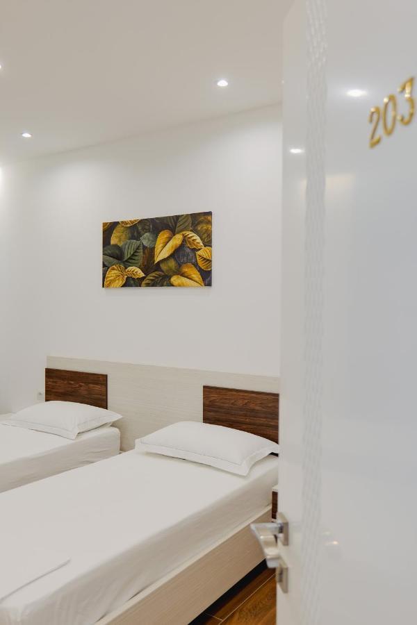 Eden Suites & Apartments Sarandë Eksteriør billede