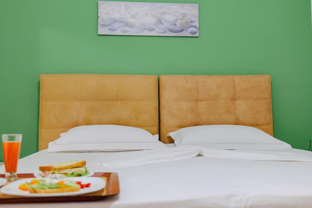 Eden Suites & Apartments Sarandë Eksteriør billede
