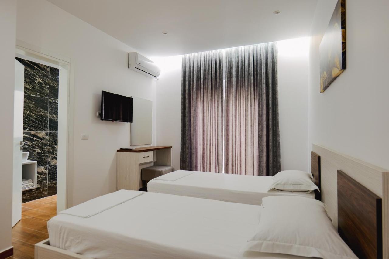 Eden Suites & Apartments Sarandë Eksteriør billede