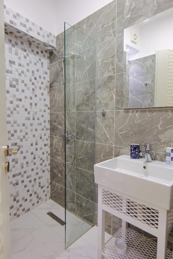 Eden Suites & Apartments Sarandë Eksteriør billede